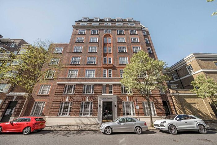 1 Bedroom Flat To Rent In Turks Row, Chelsea, London, SW3