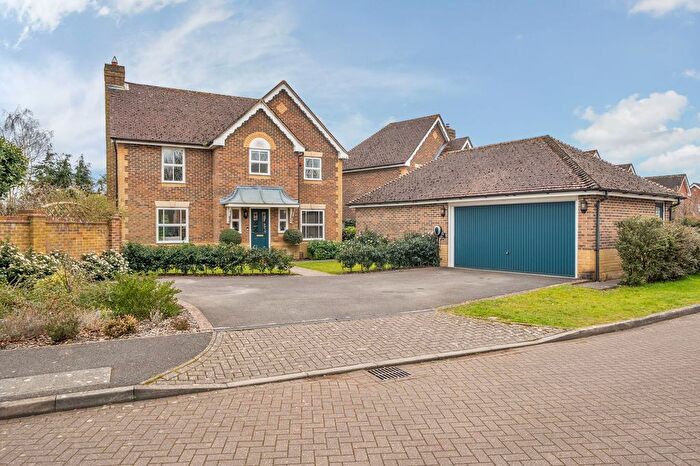 4 Bedroom Detached House For Sale In New Barn, Kirdford, RH14