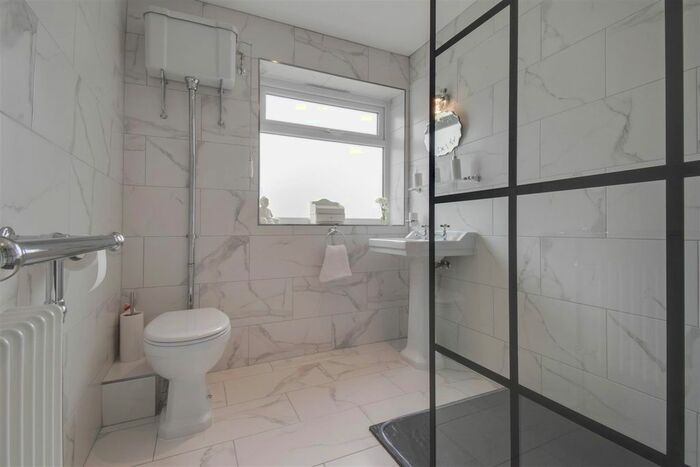 3 Bedroom Detached Bungalow For Sale In Mill Road, Bolingey, Perranporth, TR6
