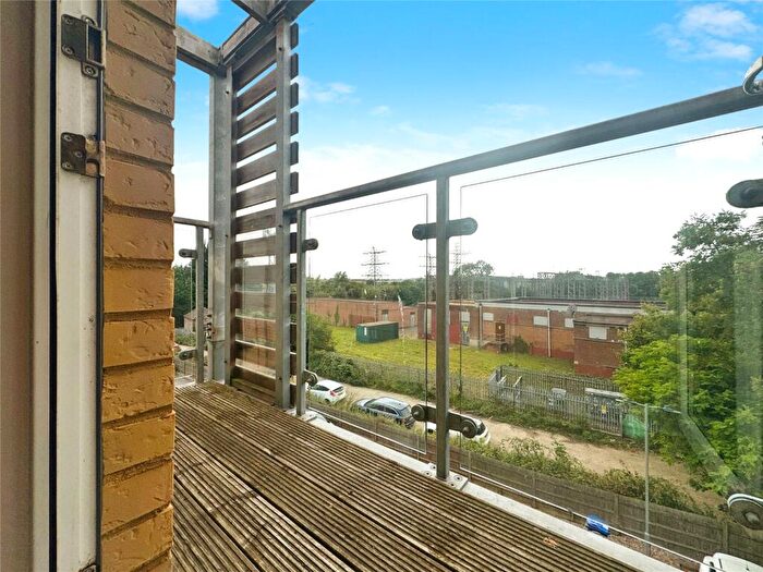 3 Bedroom End Of Terrace House For Sale In Farleigh Road, Canterbury, Kent, CT2