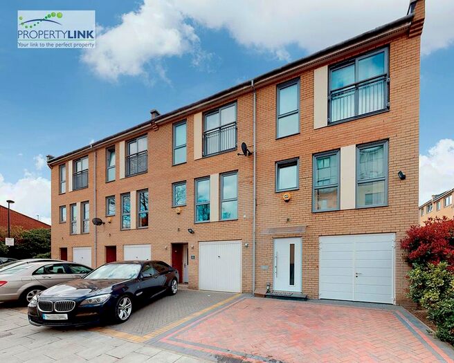 4 Bedroom Town House To Rent In Cameron Crescent, Burnt Oak, Edgware, HA8