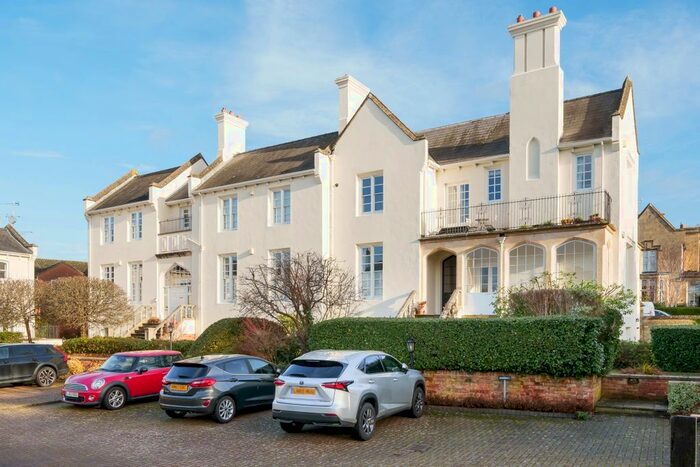 2 Bedroom Flat To Rent In Malvern Place, Cheltenham, GL50