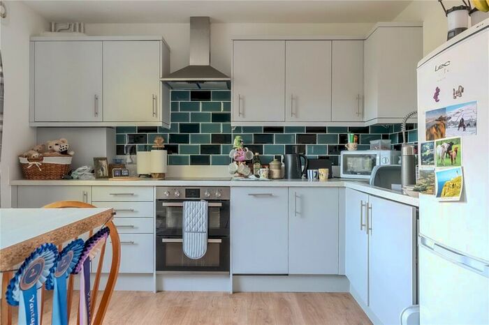 1 Bedroom Apartment For Sale In Churchill Drive, Crediton, Devon, EX17