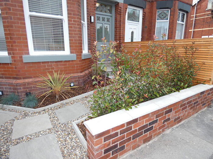 2 Bedroom Apartment For Sale In Brundretts Road, Chorlton, M21