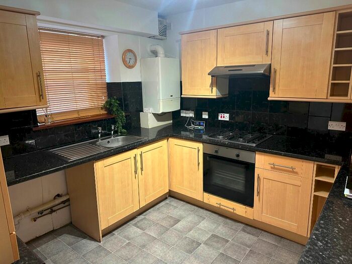 2 Bedroom Flat To Rent In Union Street, Montrose, DD10