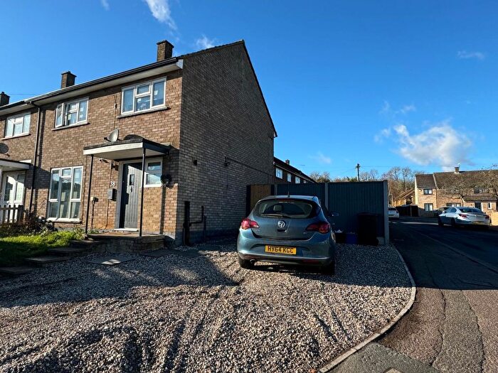 3 Bedroom End Of Terrace House To Rent In Fry Road, Stevenage, Hertfordshire, SG2