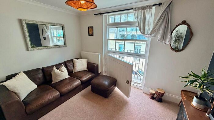 1 Bedroom Maisonette To Rent In Upper Gardner Street, Brighton, Brighton & Hove, BN1