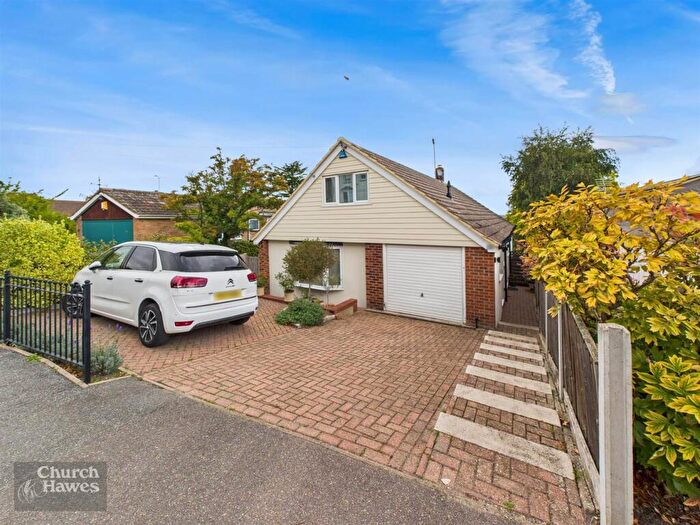 4 Bedroom Chalet For Sale In Beeleigh Road, Maldon, CM9