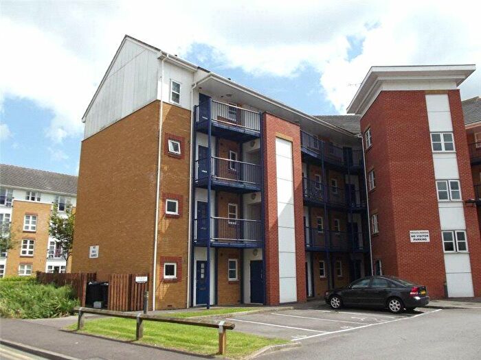1 Bedroom Apartment To Rent In Kennet Walk, Reading, Berkshire, RG1