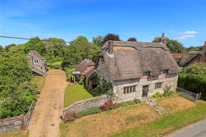 4 Bedroom Detached House For Sale In Martin, Fordingbridge, Hampshire, SP6