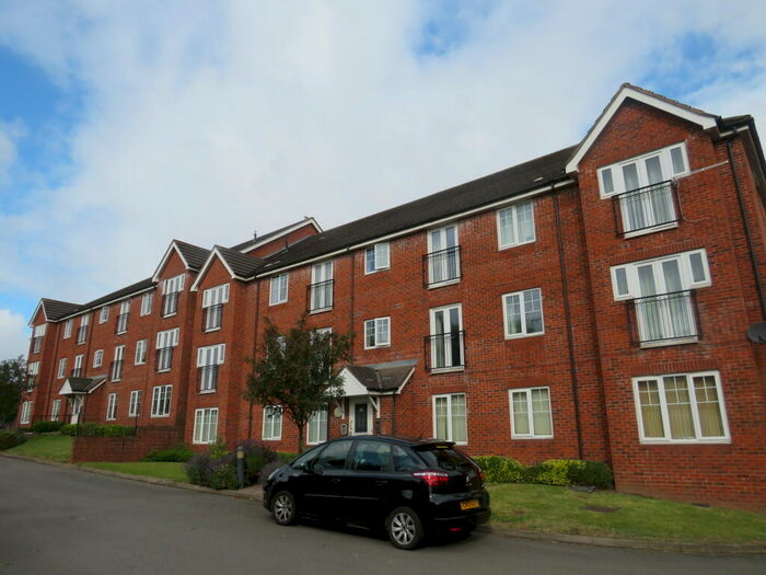 2 Bedroom Apartment To Rent In Bromford Road, Oldbury, B69