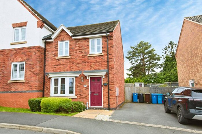 3 Bedroom Semi-Detached House For Sale In Woodgate Drive, Chellaston, Derby, Derbyshire, DE73
