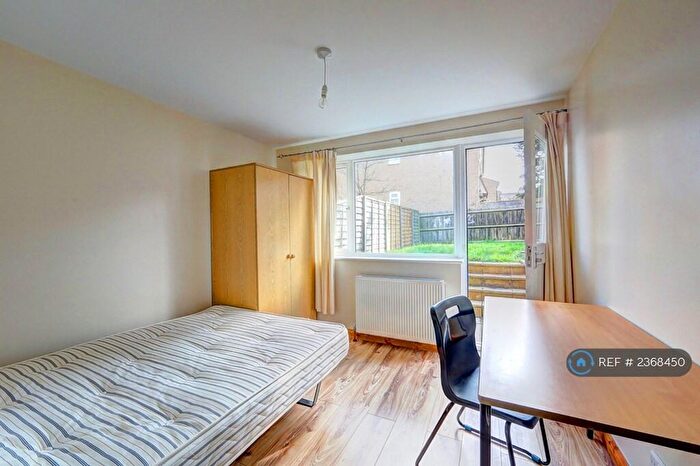 6 Bedroom Terraced House To Rent In Addison Gardens, Kingston Upon Thames, KT5