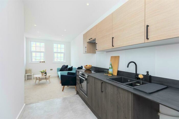 1 Bedroom Flat To Rent In Christchurch Road, Bournemouth, BH7