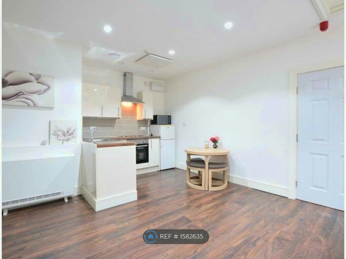 1 Bedroom Flat To Rent In Hammerton Streets, Burnley, BB11