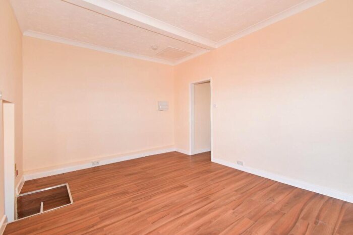 2 Bedroom Flat To Rent In Dereham Road, Norwich, NR2