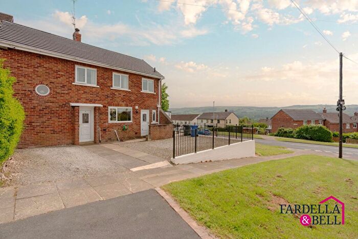 3 Bedroom Semi Detached House For Sale In Rimington Avenue, Burnley, BB10