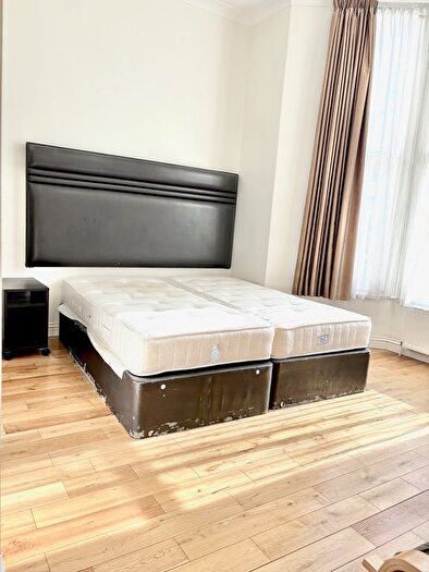 Studio To Rent In Cheniston Gardens, High Street Kensington, London, W8