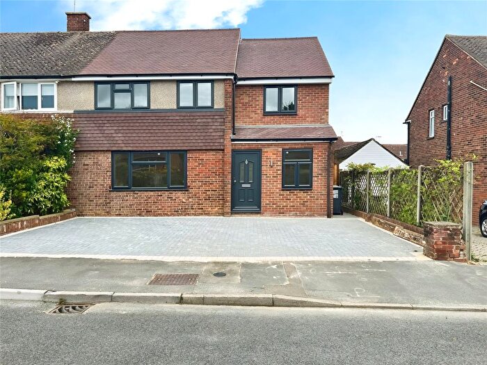 5 Bedroom Semi-Detached House To Rent In Wye Road, Borough Green, Sevenoaks, Kent, TN15