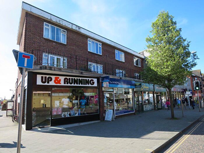 2 Bedroom Flat To Rent In London Road, OX3