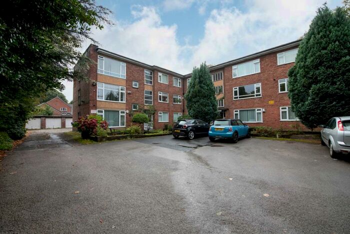 2 Bedroom Flat To Rent In Grosvenor Court, Park Lane, M7