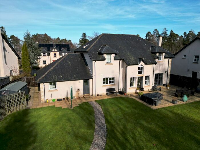 4 Bedroom Detached House For Sale In Druids Park, Murthly, Perth, PH1