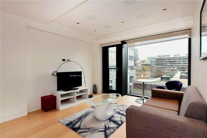 1 Bedroom Flat To Rent In Wood Street, St Pauls, London, EC2Y