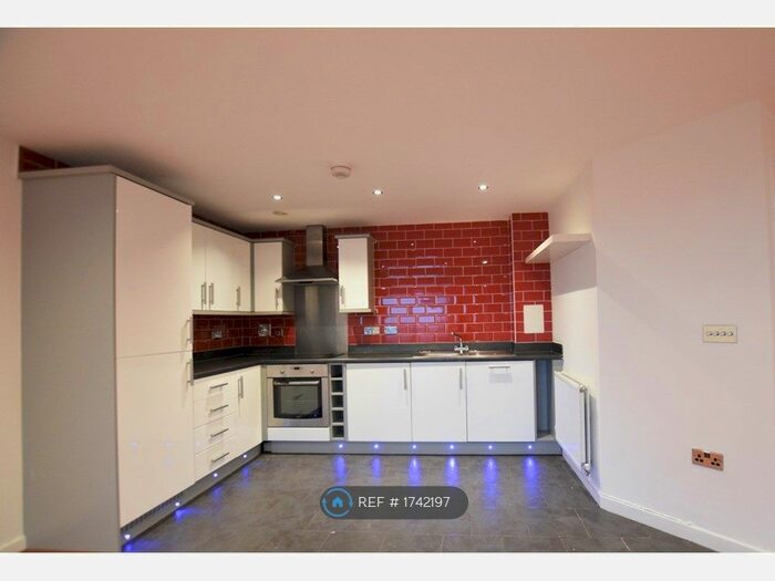 Studio To Rent In Wilmington Close, Watford, WD18