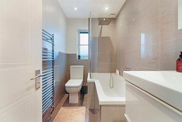 3 Bedroom Terraced House For Sale In Iris Road, West Ewell, Epsom, KT19