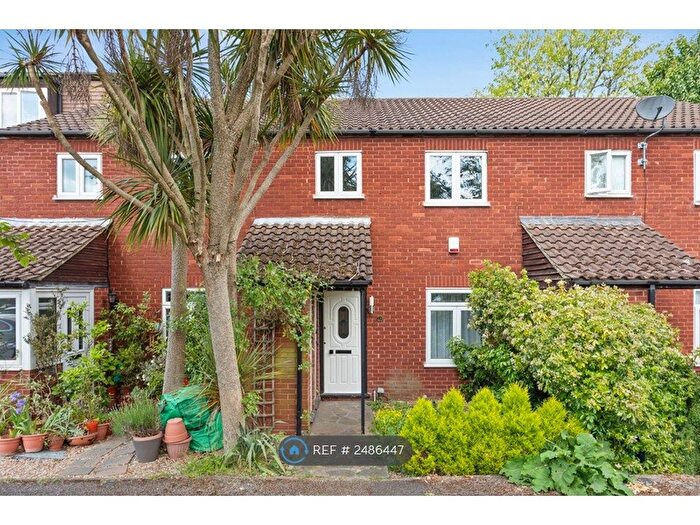 3 Bedroom Terraced House To Rent In St. Pauls Close, London, W5