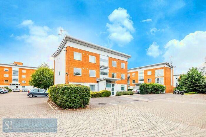2 Bedroom Apartment To Rent In Felixstowe Court, London, E16