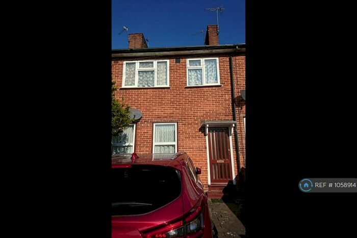 3 Bedroom Terraced House To Rent In Castlecombe Road, London, SE9