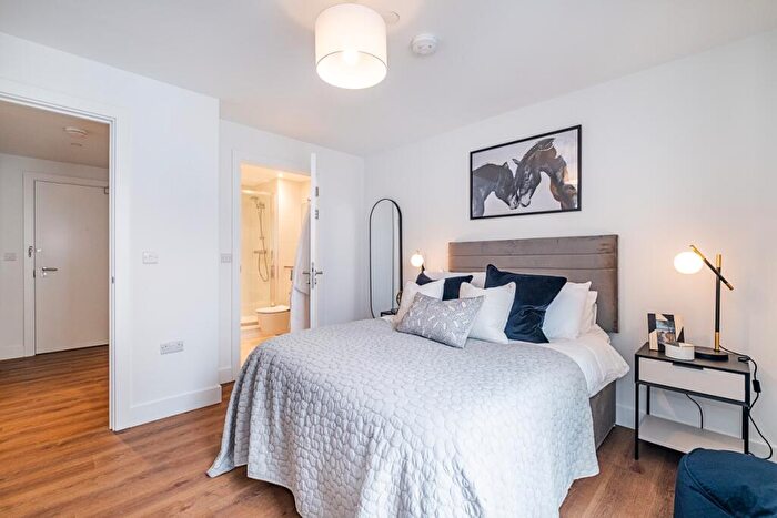 2 Bedroom Apartment To Rent In One Maidenhead, SL6
