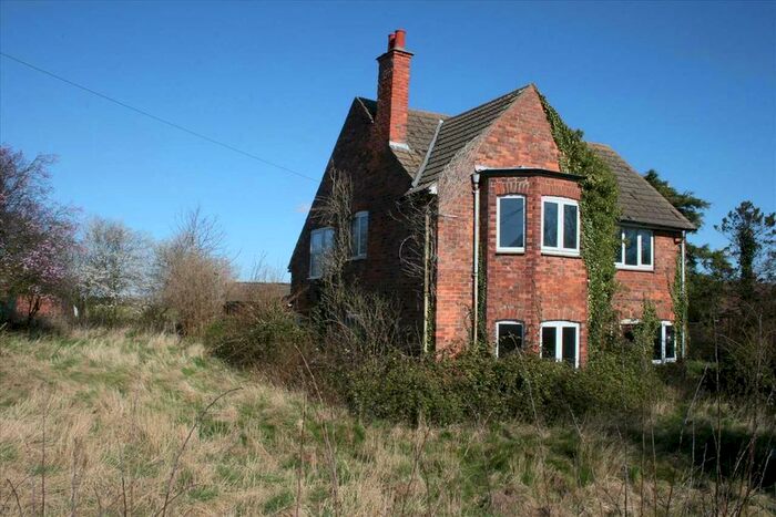 5 Bedroom Property For Sale In Retford Road, Woodbeck, Retford, DN22
