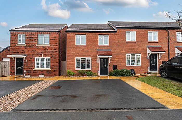 3 Bedroom Terraced House For Sale In Ripon Way, Houlton, Rugby, CV23