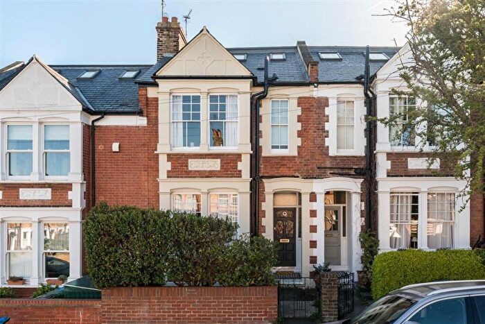 5 Bedroom House For Sale In Wyndcliff Road, Charlton, SE7