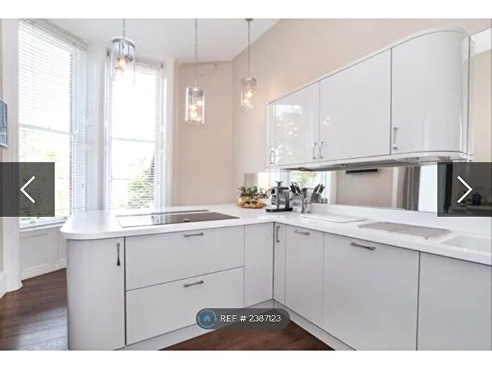 2 Bedroom Flat To Rent In York, York, YO1