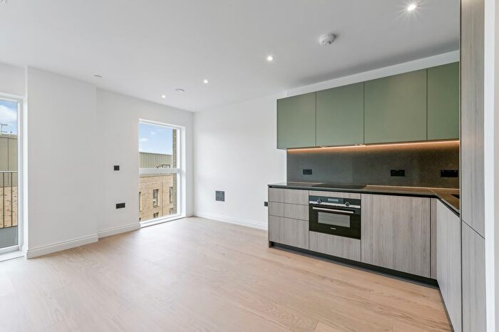 Studio To Rent In Byam Street, London, SW6