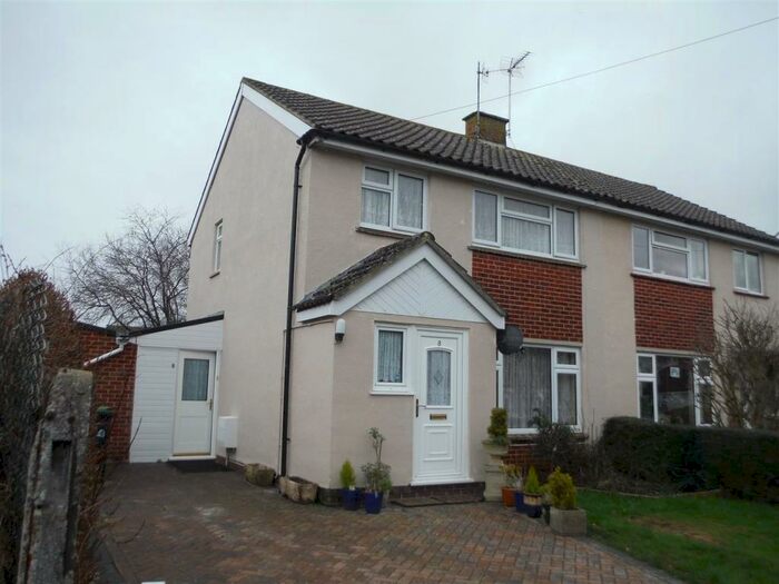 3 Bedroom Semi-Detached House To Rent In Baydon Grove, Calne, SN11