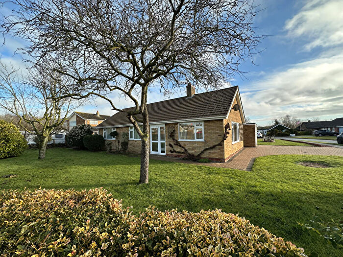 3 Bedroom Bungalow For Sale In Rookery Way, Old Newton, IP14