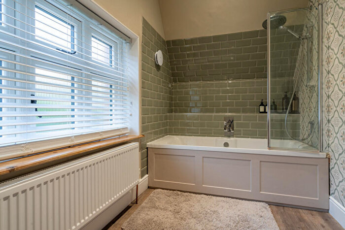 3 Bedroom Detached House For Sale In Thorpe St Andrew, NR7