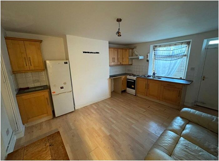 2 Bedroom Terraced House To Rent In Bentley Street, Huddersfield, HD1