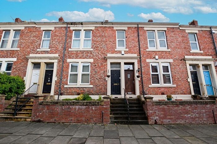 2 Bedroom Flat To Rent In Windsor Avenue, Gateshead, NE8