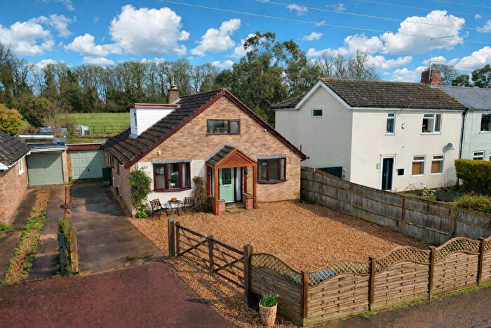 4 Bedroom Detached House For Sale In Isham Road, Pytchley, Kettering, NN14