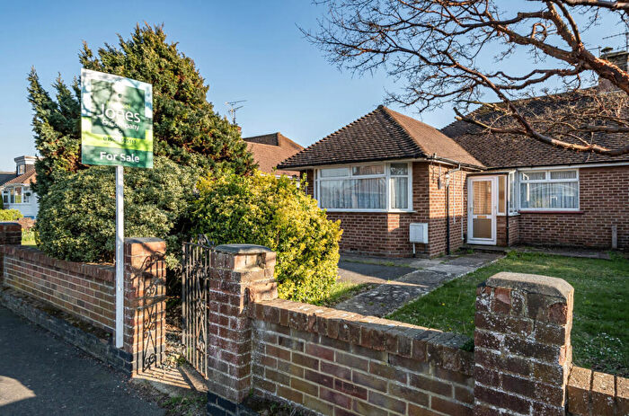 3 Bedroom Bungalow For Sale In Castle Road, Worthing, West Sussex, BN13