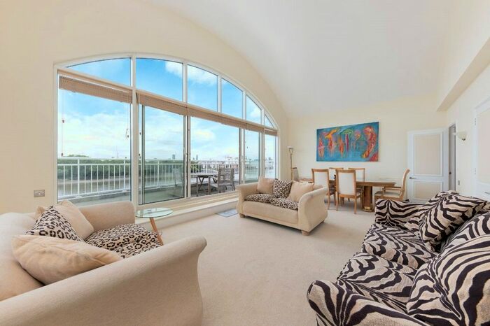 3 Bedroom Flat To Rent In Prospect Quay, Point Pleasant, London, SW18