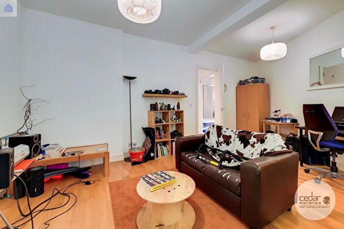 1 Bedroom Flat To Rent In Rye Lane, Peckham, SE15