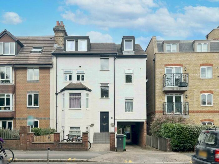 1 Bedroom Flat To Rent In Kingston Road, New Malden, KT3