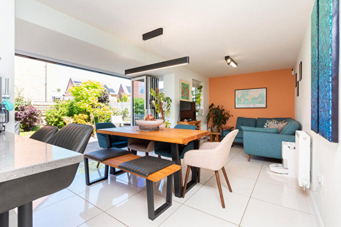 4 Bedroom Detached House For Sale In Newmarket Drive, Fulwood, PR4
