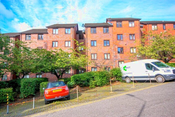 1 Bedroom Flat To Rent In A Hanover Court, North Frederick Path, G1
